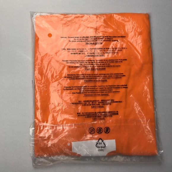 University of Tennessee, Boys T shirt XL - Picture 6 of 6